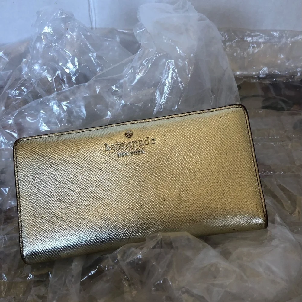 Kate spade rose gold Cameron street Stacy wallet